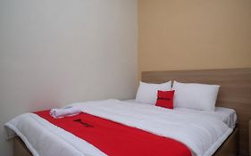 Reddoorz Plus Near Ums Solo 2